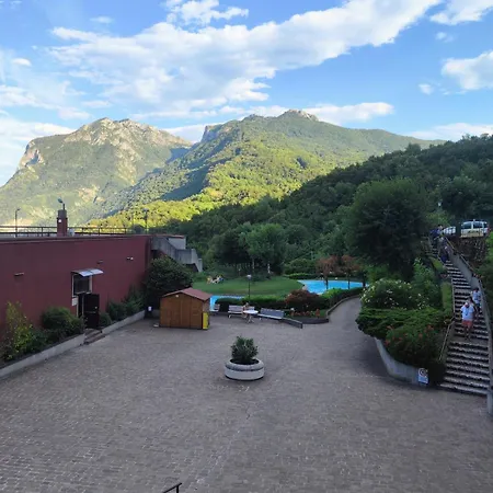 Apartament With Stunning View, Swimming Pool *